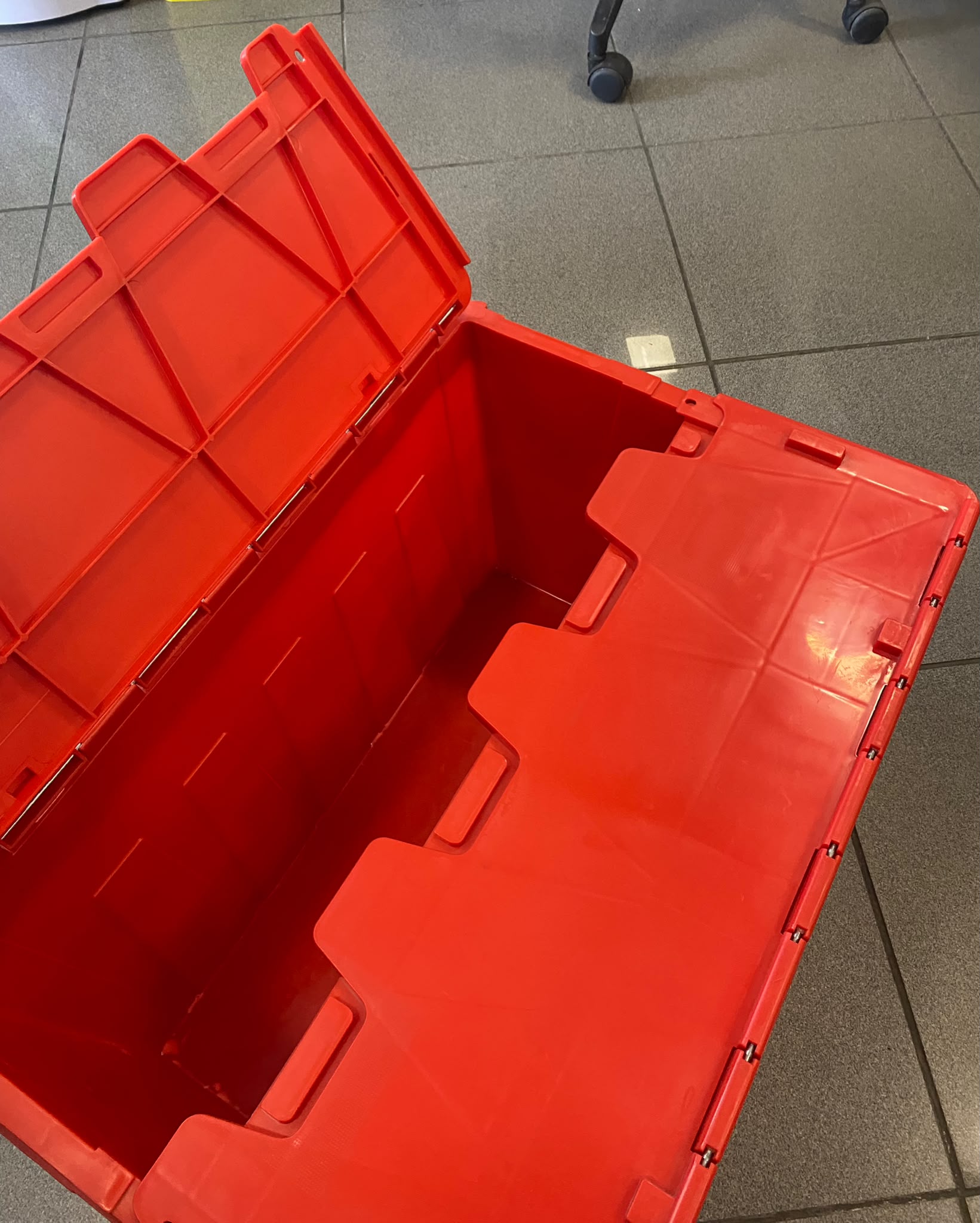 Cajón logístico estándar 64 lts - Imagen 10